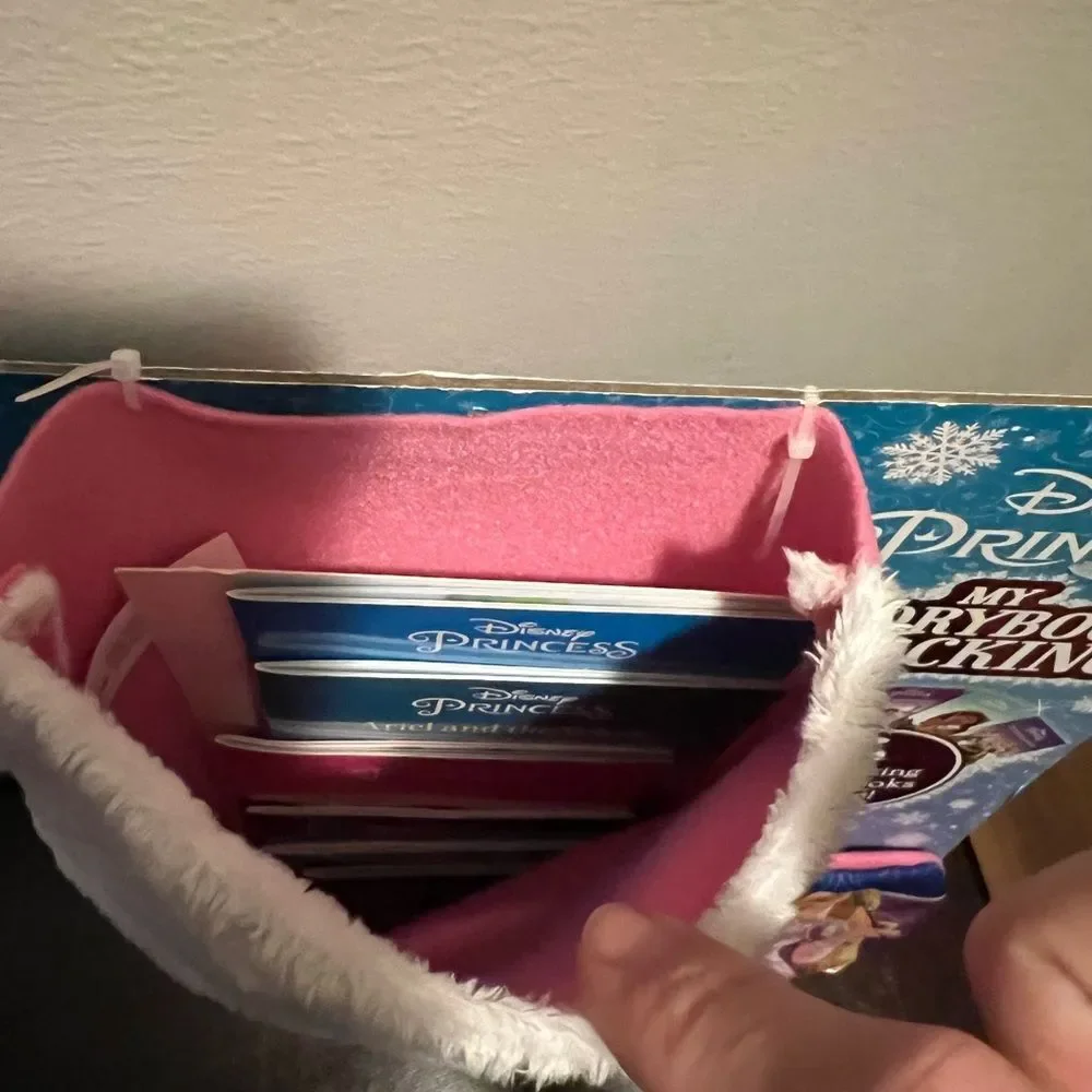 Disney Princess My Keepsake Storybook Stocking w/ 6 enchanting Books Inside New